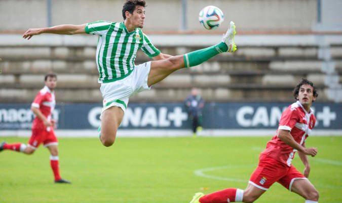 Álex alegría con el Betis deportivo